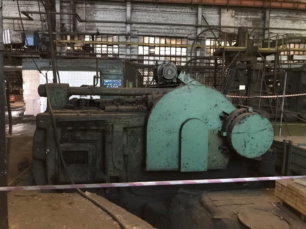 Machine à refouler de forgeage Ryazan V1138 - 630 tonne