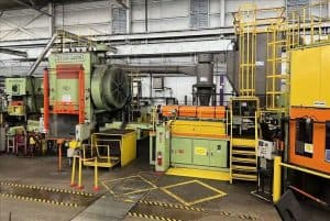 Presse de forgeage à chaud Nittan Massey MHFP-2000LW - 2000 tonne (Photo 1)