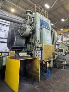 Presse de forgeage à chaud Nittan Massey MHFP-2800LW - 2800 tonne (Photo 10)