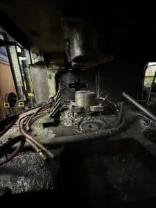 Presse de forgeage à chaud Nittan Massey MHFP-2800LW - 2800 tonne (Photo 12)