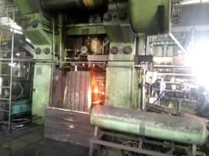 Presse de forgeage à chaud TMP Voronezh KB8546 - 4000 tonne (Photo 3)