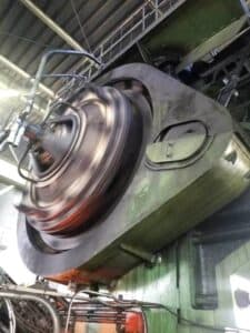 Presse de forgeage à chaud TMP Voronezh KB8546 - 4000 tonne (Photo 5)