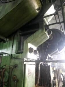 Presse de forgeage à chaud TMP Voronezh KB8546 - 4000 tonne (Photo 6)