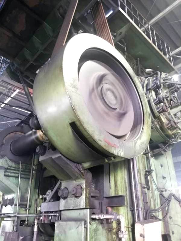 Presse de forgeage à chaud TMP Voronezh KB8546 - 4000 tonne