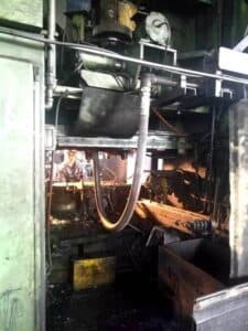 Presse de forgeage à chaud TMP Voronezh KB8546 - 4000 tonne (Photo 5)
