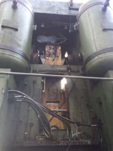 Presse de forgeage à chaud TMP Voronezh KB8040 - 1000 tonne (Photo 3)