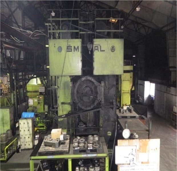 Presse de forgeage à chaud Smeral LZK 2500 P - 2500 tonne