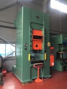Presse de forgeage à froid Barnaul K0034 - 250 tonne ID: S78539