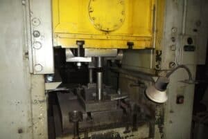 Presse à genouillère Barnaul KB8340 - 1000 tonne (Photo 1)