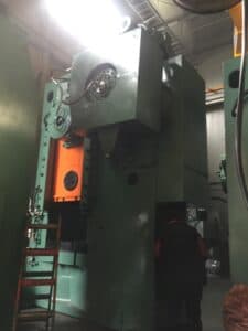 Presse à genouillère Barnaul KB8342 - 1600 tonne (Photo 6)