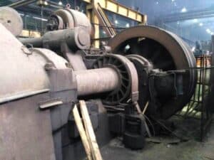 Machine à refouler de forgeage NKMZ Kramatorsk GKM 2000 - 2000 tonne (Photo 1)