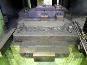 Presse de forgeage à chaud TMP Voronezh K8540 - 1000 tonne (Photo 3)