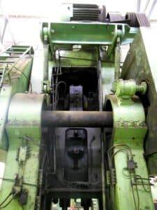 Presse de forgeage à chaud TMP Voronezh K8540 - 1000 tonne (Photo 4)