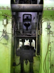 Presse de forgeage à chaud TMP Voronezh K8540 - 1000 tonne (Photo 5)