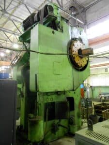 Presse de forgeage à chaud TMP Voronezh K8540 - 1000 tonne (Photo 8)