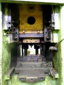 Presse de forgeage à chaud TMP Voronezh K8540 - 1000 tonne (Photo 10)