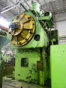 Presse de forgeage à chaud TMP Voronezh K8540 - 1000 tonne (Photo 12)