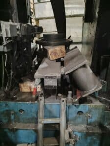 Presse de forgeage à froid Grabener KFP 800/1050/400 - 800 tonne (Photo 4)