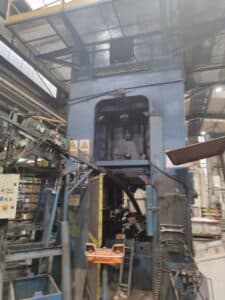 Presse de forgeage à froid Grabener KFP 800/1050/400 - 800 tonne (Photo 6)