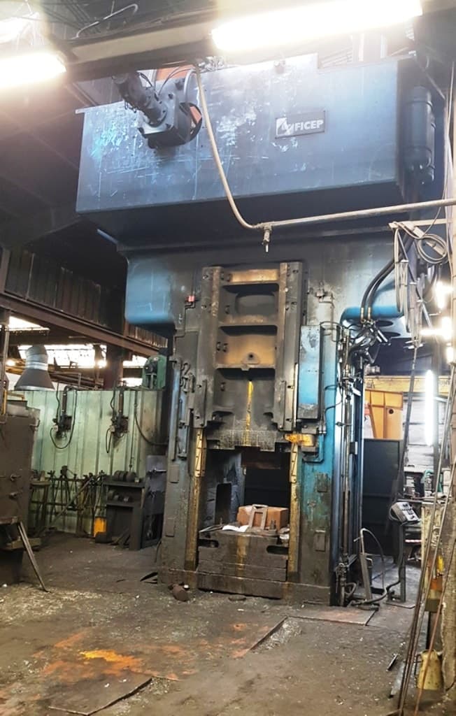 Presse à vis Ficep PVM 450 - 4000 tonne