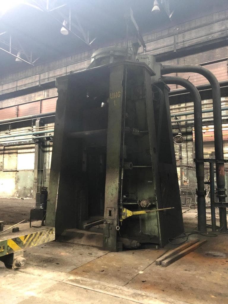 Marteau de forgeage à contrecoup ZTS Kosice UHG 4000 - 40 tonne