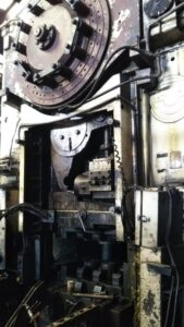 Presse de forgeage à chaud Smeral LZK 1000 P - 1000 tonne (Photo 3)