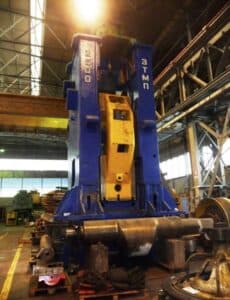 Presse de forgeage à chaud TMP Voronezh K8544 - 2500 tonne (Photo 1)