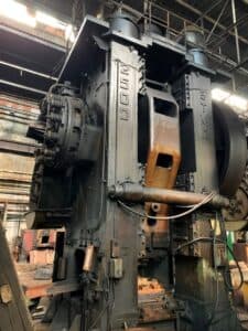 Presse de forgeage à chaud TMP Voronezh K8544 - 2500 tonne ID: 76001