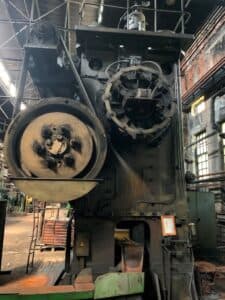 Presse de forgeage à chaud TMP Voronezh K8544 - 2500 tonne (Photo 11)