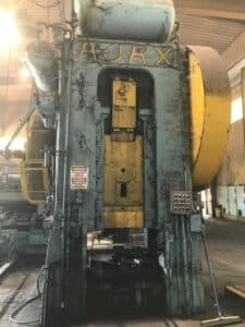 Presse de forgeage à chaud Ajax 2000 MT - 2000 tonne (Photo 1)