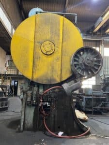 Presse de forgeage à chaud Ajax 2000 MT - 2000 tonne (Photo 7)