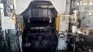 Presse de forgeage à chaud Eumuco AMP 250 - 2500 tonne (Photo 6)