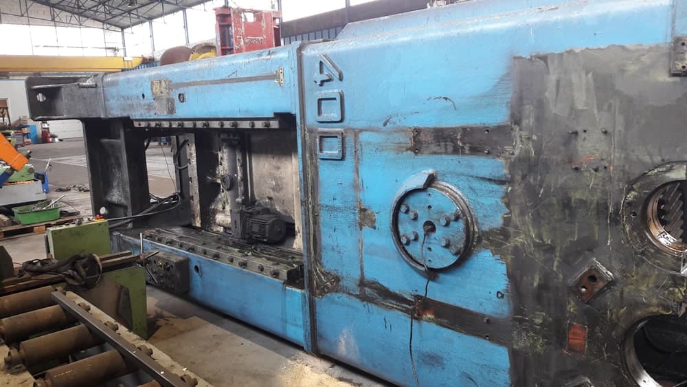 Presse d'ébavurage TMP Voronezh KB9536 - 400 tonne