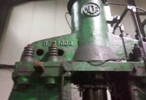 Marteau de forge Huta Zygmunt MPM 1000 A - 3500 kgm (Photo 2)