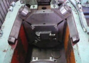 Presse hydraulique P7640 - 1000 tonne ID: 75513