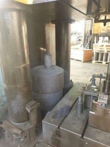 Presse hydraulique Schuler SHPS 50000 - 5000 tonne (Photo 5)