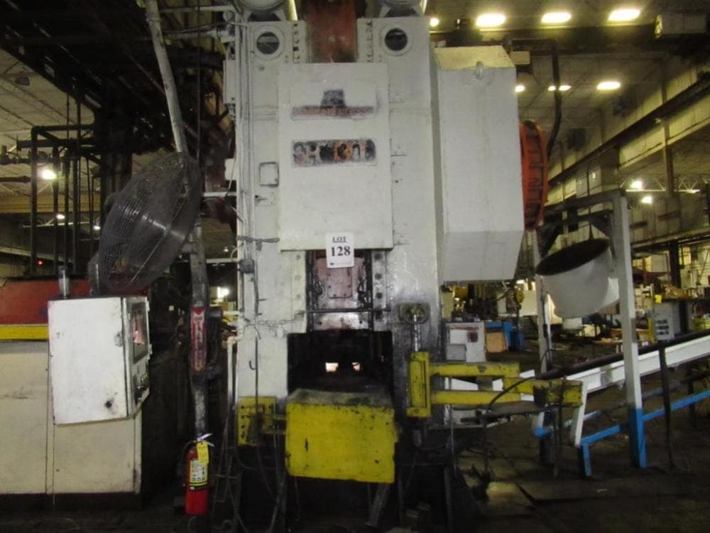 Presse de forgeage à chaud Manzoni SR1300 - 1300 tonne