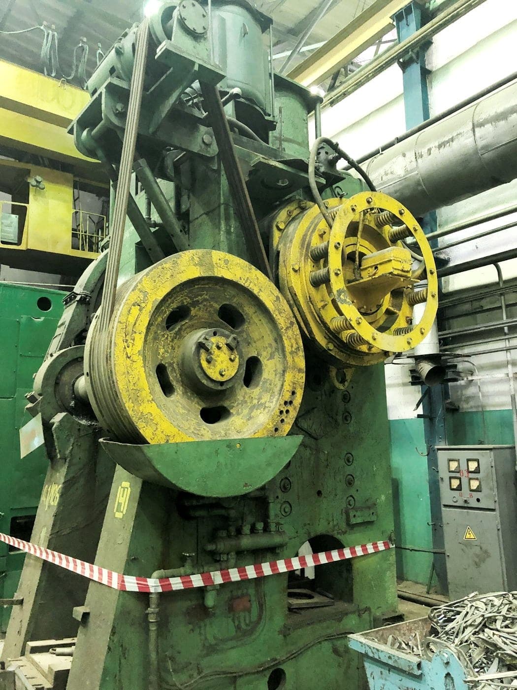 Presse de forgeage à chaud TMP Voronezh K8540 - 1000 tonne