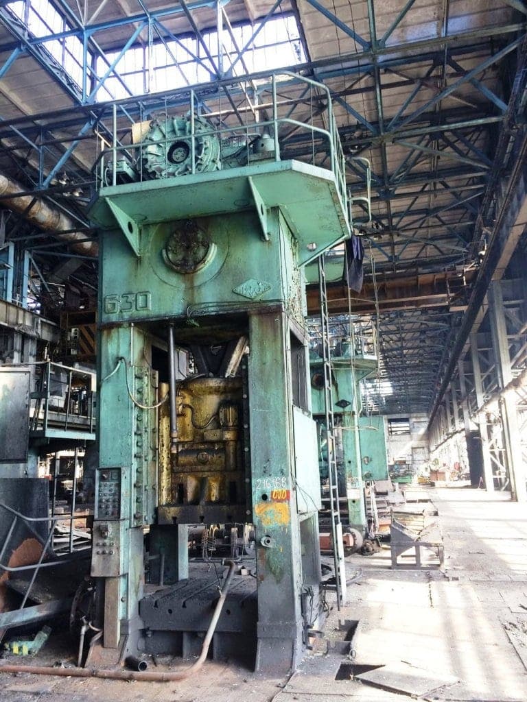 Presse d'ébavurage TMP Voronezh K9538 - 630 tonne