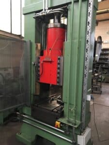 Presse à vis Hiller Lutz HYS-K160 MH - 350 tonne ID: 75515