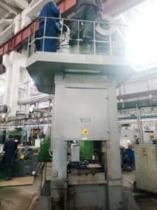 Presse d'ébavurage KarpatPressMash KG9534 - 250 tonne (Photo 16)