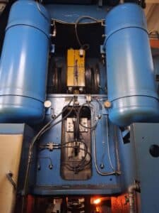 Presse de forgeage à chaud TMP Voronezh KB8040 - 1000 tonne (Photo 2)