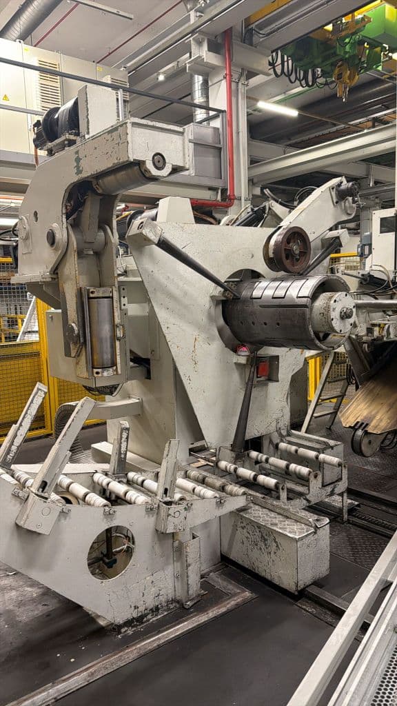 Machine à débobiner et dresser Muller Weingarten UWR 60