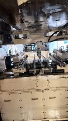 Presse d'estampage Krupp PST 620 - 620 tonne (Photo 2)