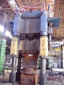 Presse de forgeage en matrice ouverte Dnepropress PA1343 - 2000 tonne ID: 75346