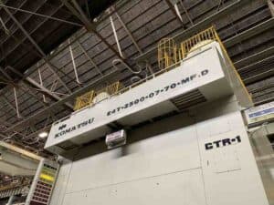 Presse d'estampage Komatsu E4T2500 - 2500 tonne (Photo 2)