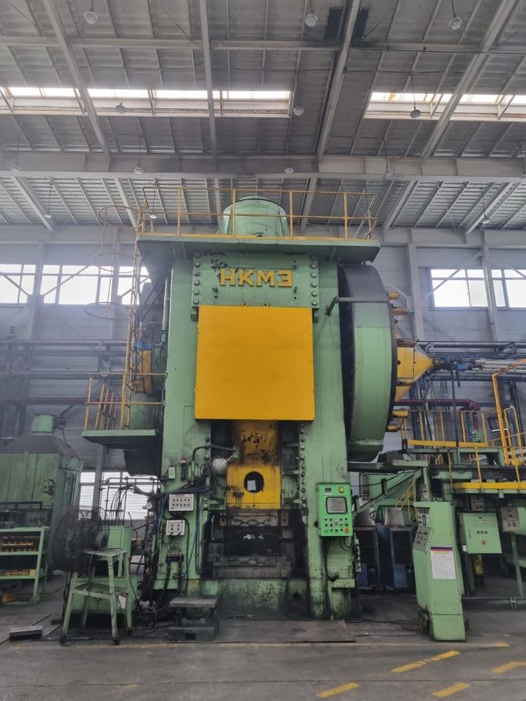 Presse de forgeage à chaud NKMZ Kramatorsk 4000 - 4000 tonne
