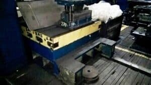 Presse d'ébavurage Erfurt PKZ IV 630 - 630 tonne (Photo 3)