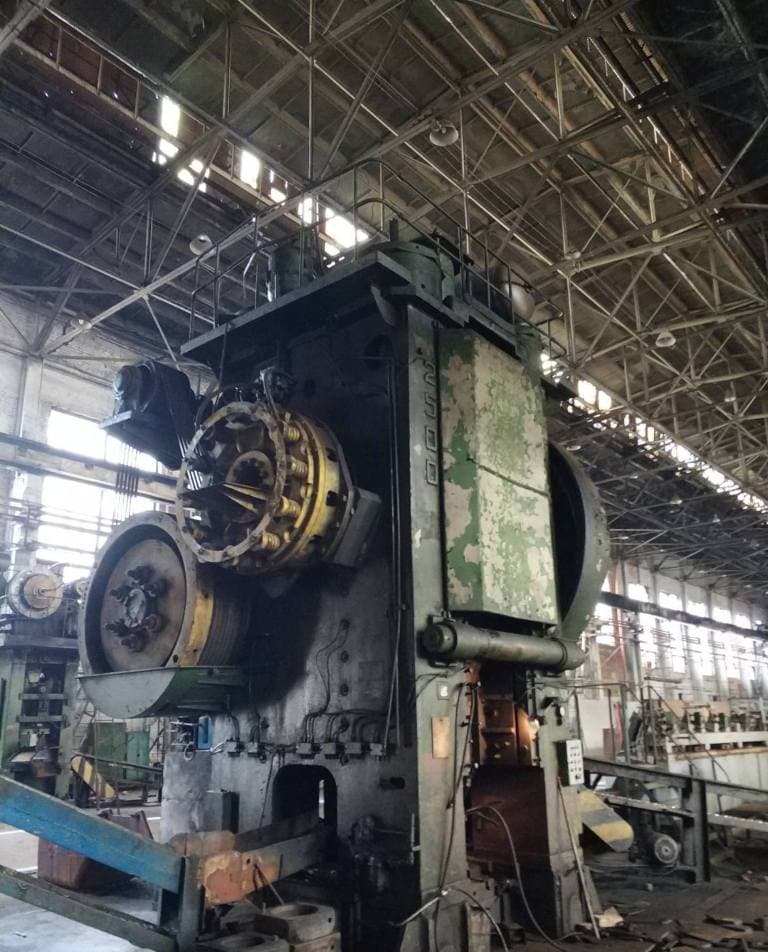 Presse de forgeage à chaud TMP Voronezh K8544 - 2500 tonne