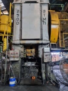 Presse de forgeage à chaud TMP Voronezh K8544 - 2500 tonne (Photo 4)